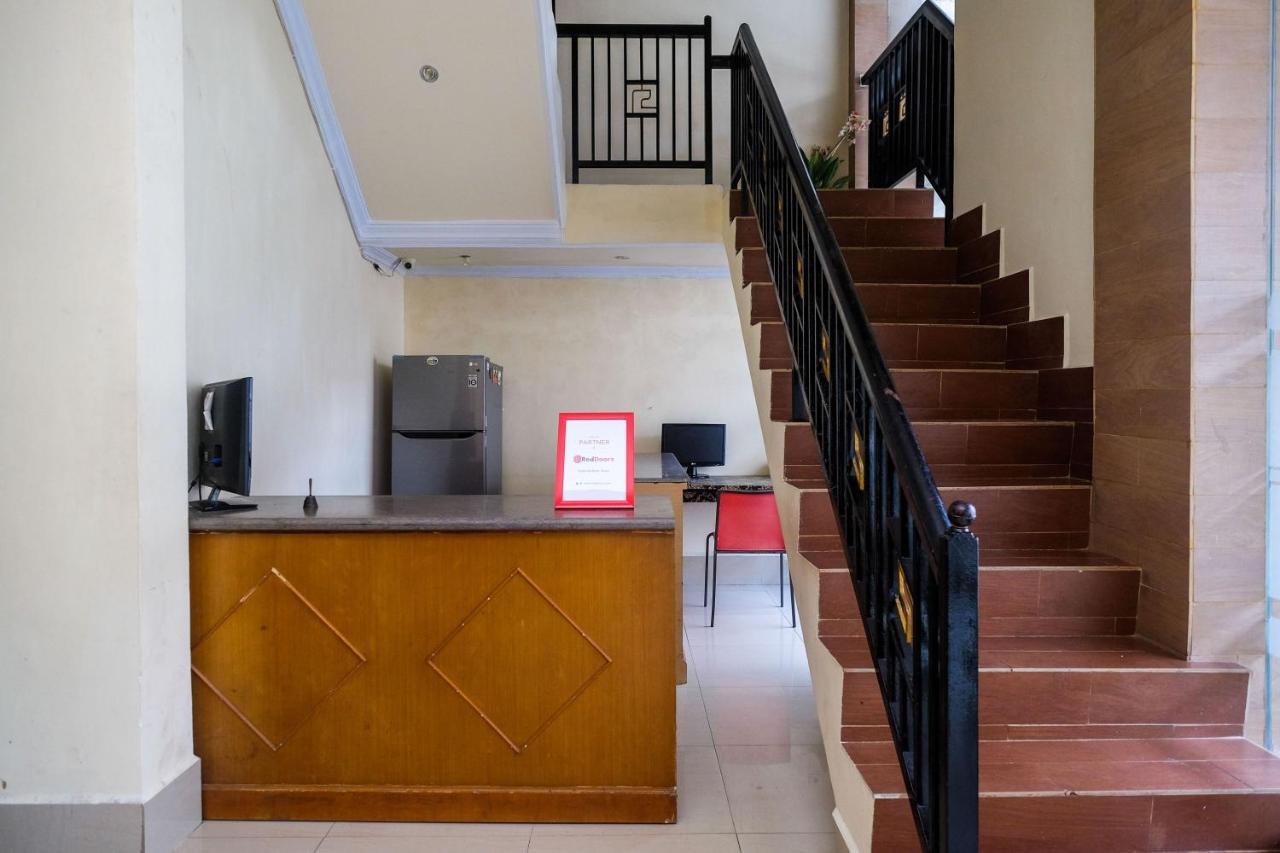 Reddoorz At Hotel Rich Parepare Near Pantai Mattirotasi Esterno foto