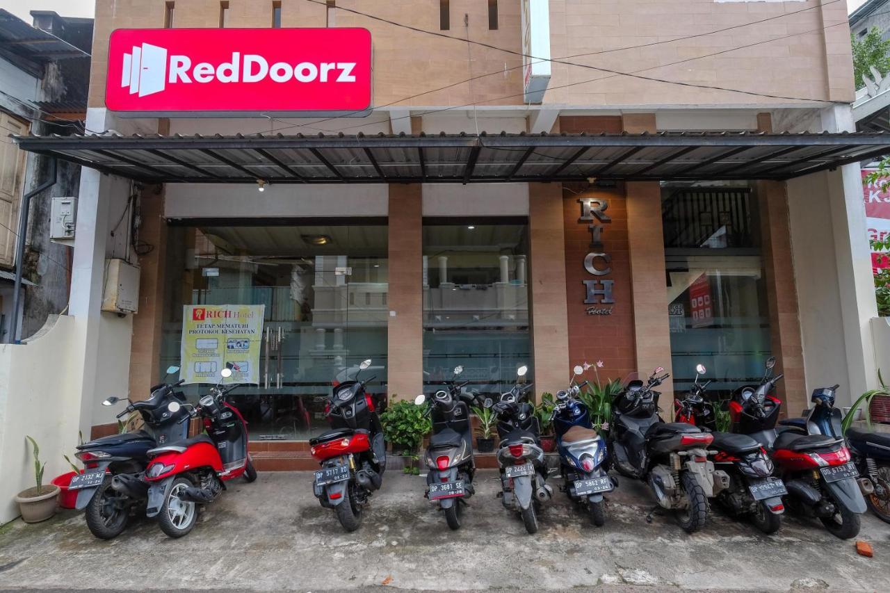 Reddoorz At Hotel Rich Parepare Near Pantai Mattirotasi Esterno foto